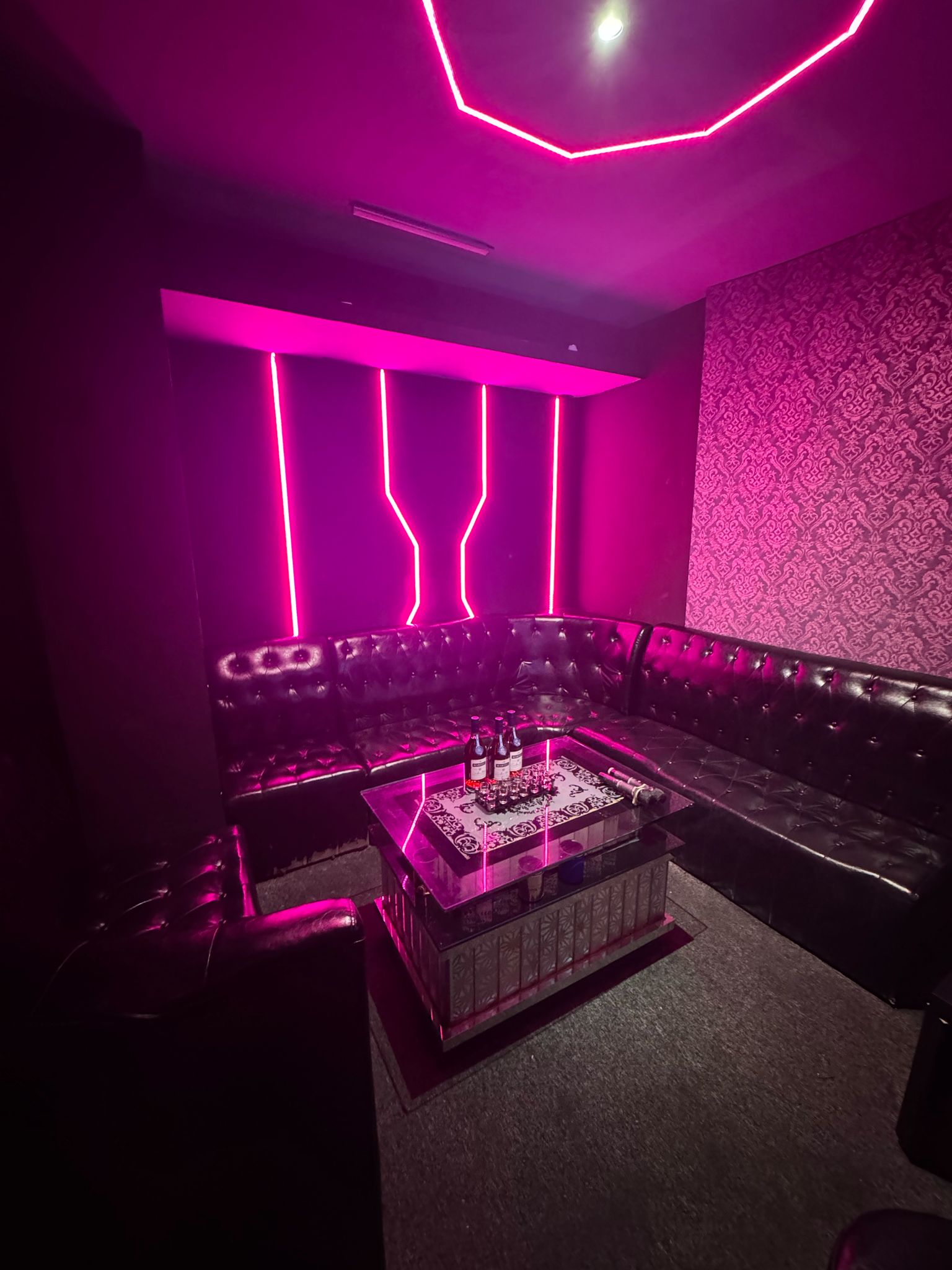 Room 1